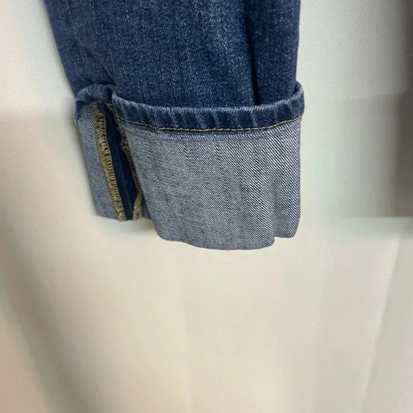 Gap straight cuff (3 1/2”) women’s Jeans size 29R - Picture 4 of 5